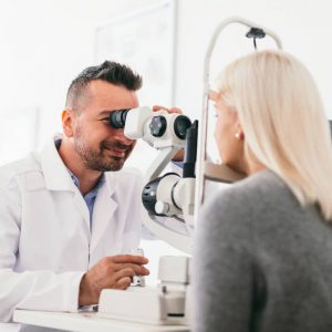 okulista-badanie-w-domu-optyk-optometrysta-bydgoszcz