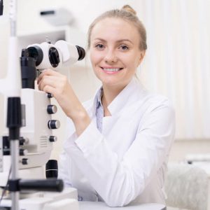 okulista-badanie-wzroku-w-domu-bydgoszcz